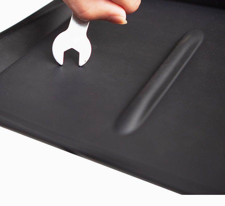 غطاء سيليكون للشحن اللاسلكي لتسلا Y جونيبر | Tesla Model Y Wireless Charging Mat